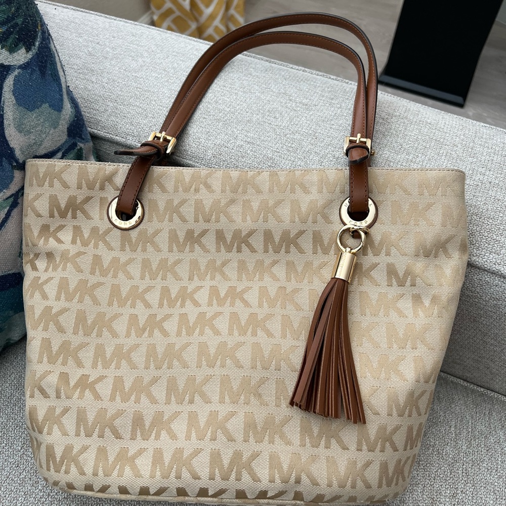 Michael kors tote bag